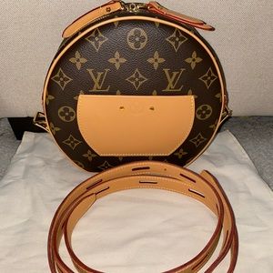 Louis Vuitton monogram boite chapeau souple MM